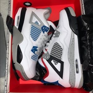 Jordan Retro 4 size 5.5